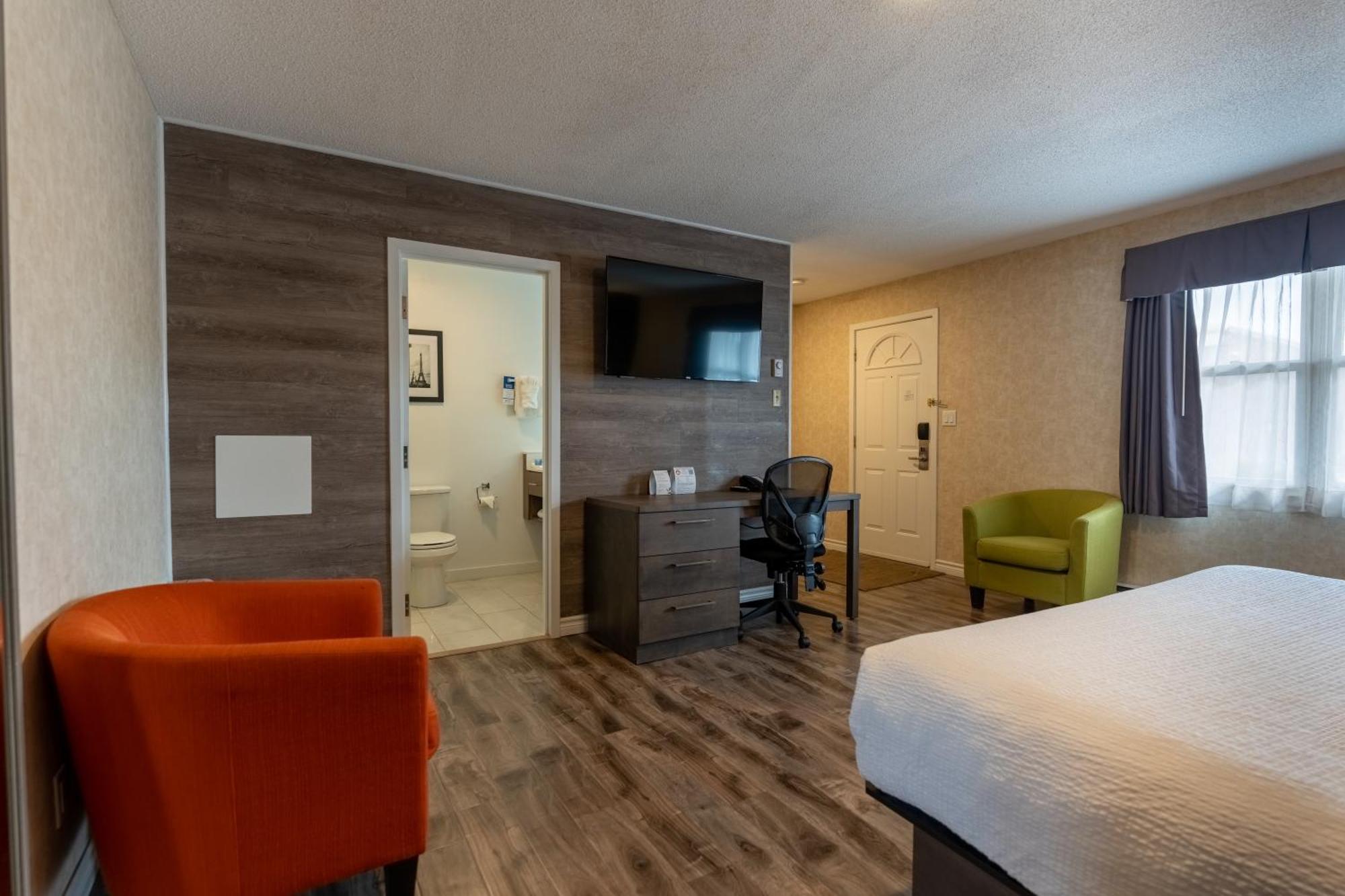 Glengarry Extended Stays Труро Екстер'єр фото